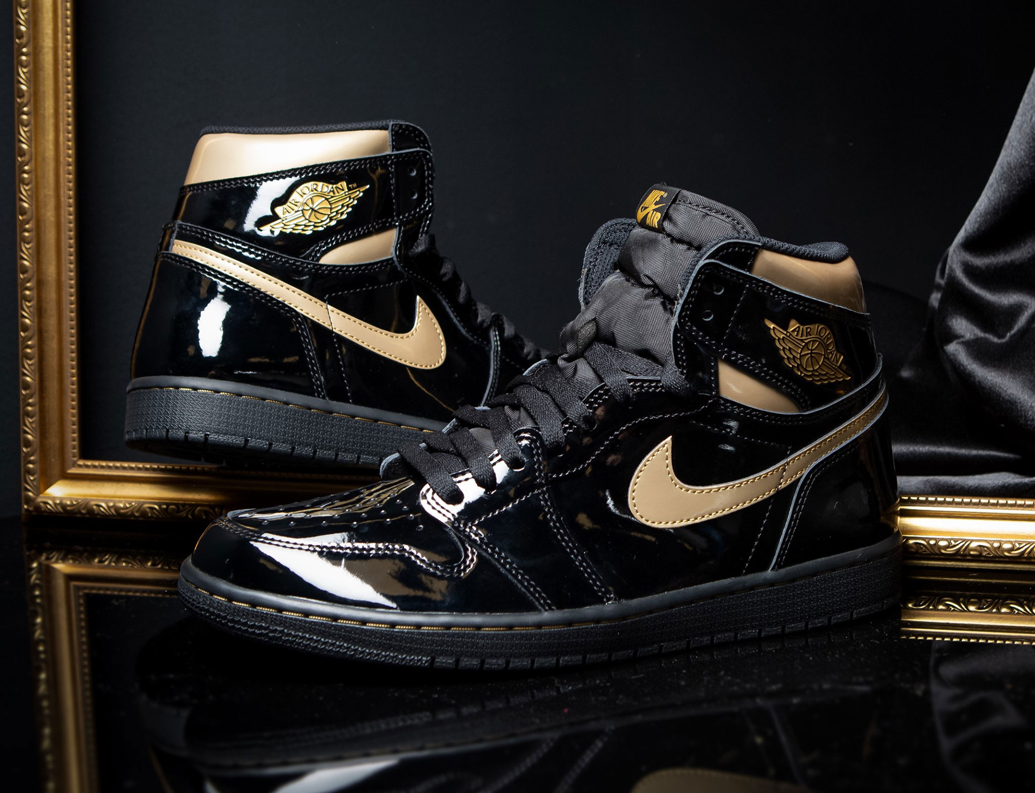 black and gold jordans outfit