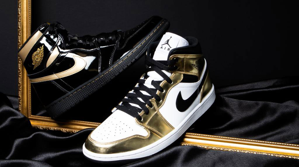 nike black and gold outfit