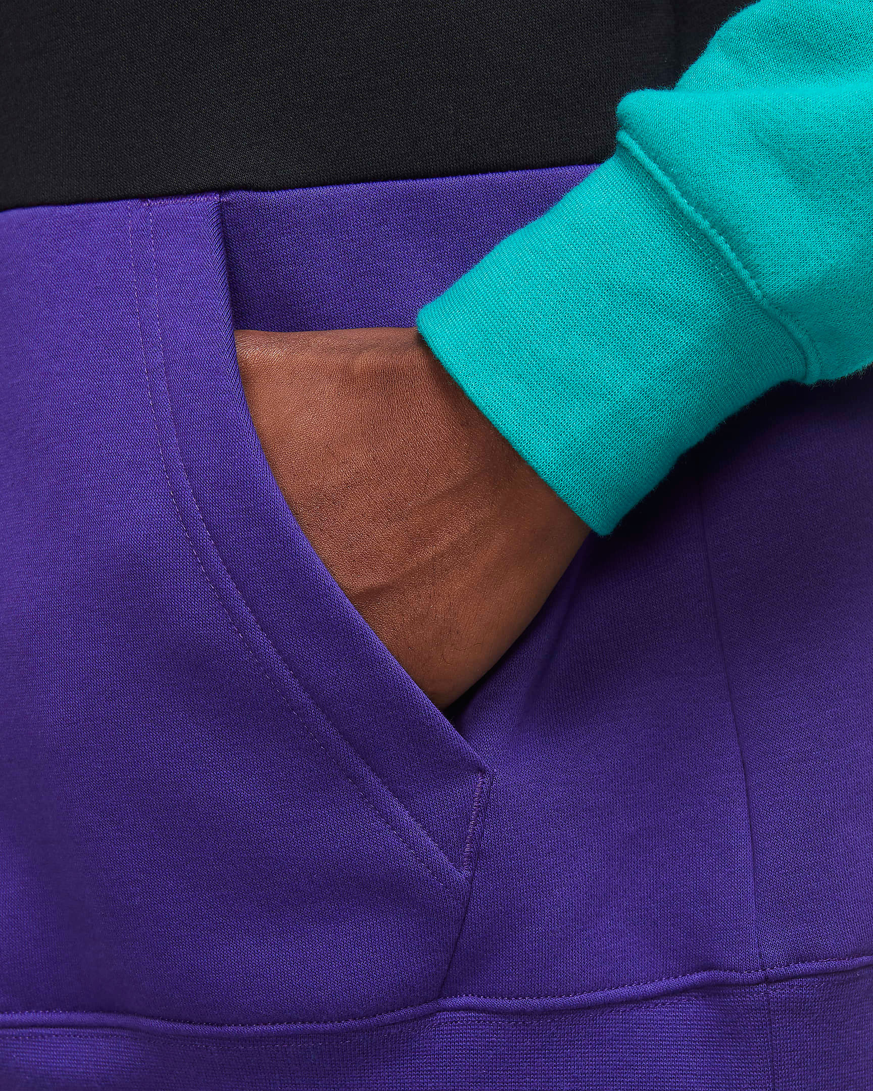 air-jordan-1-mid-court-purple-hoodie-3