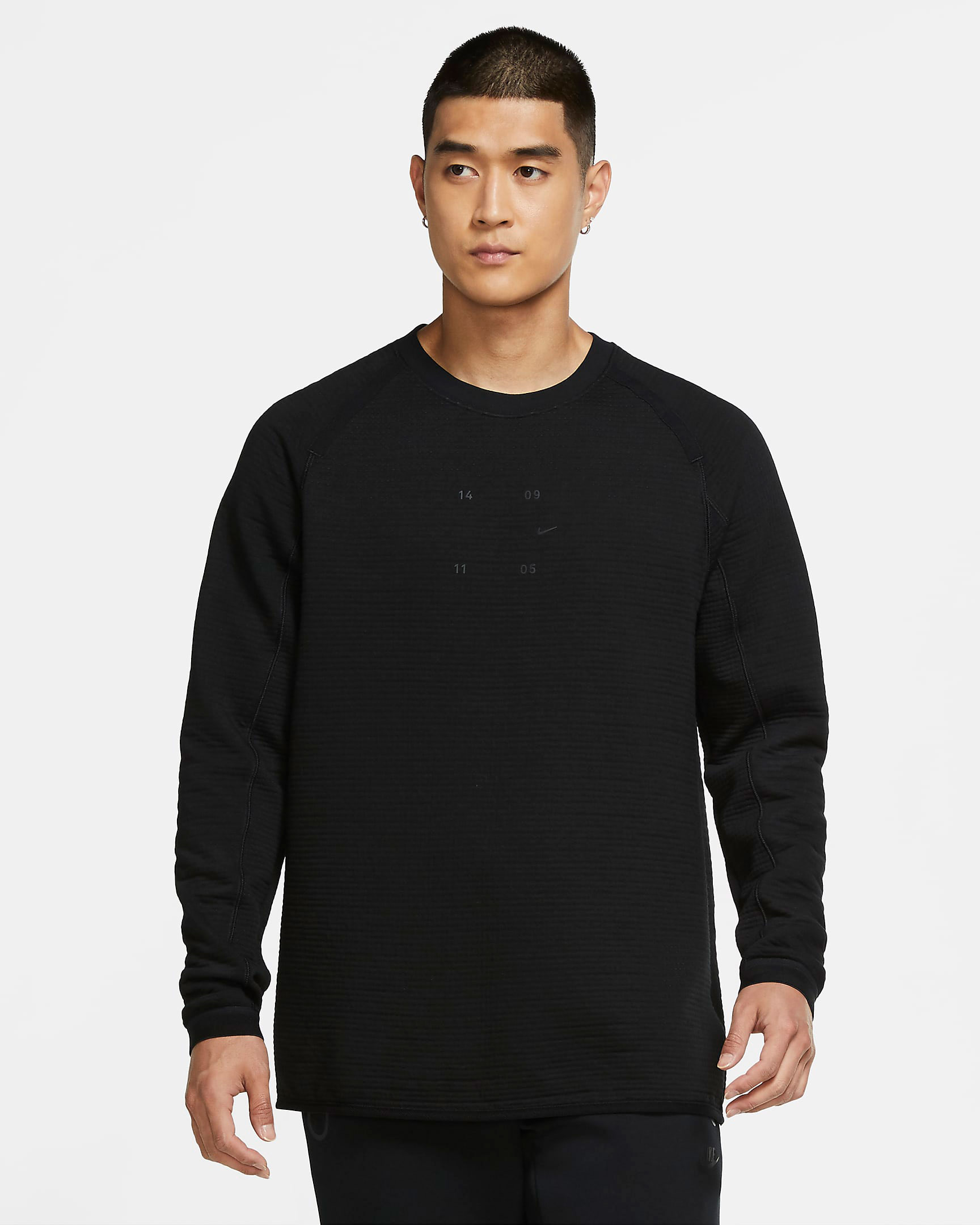 nike-adapt-auto-max-triple-black-sweatshirt