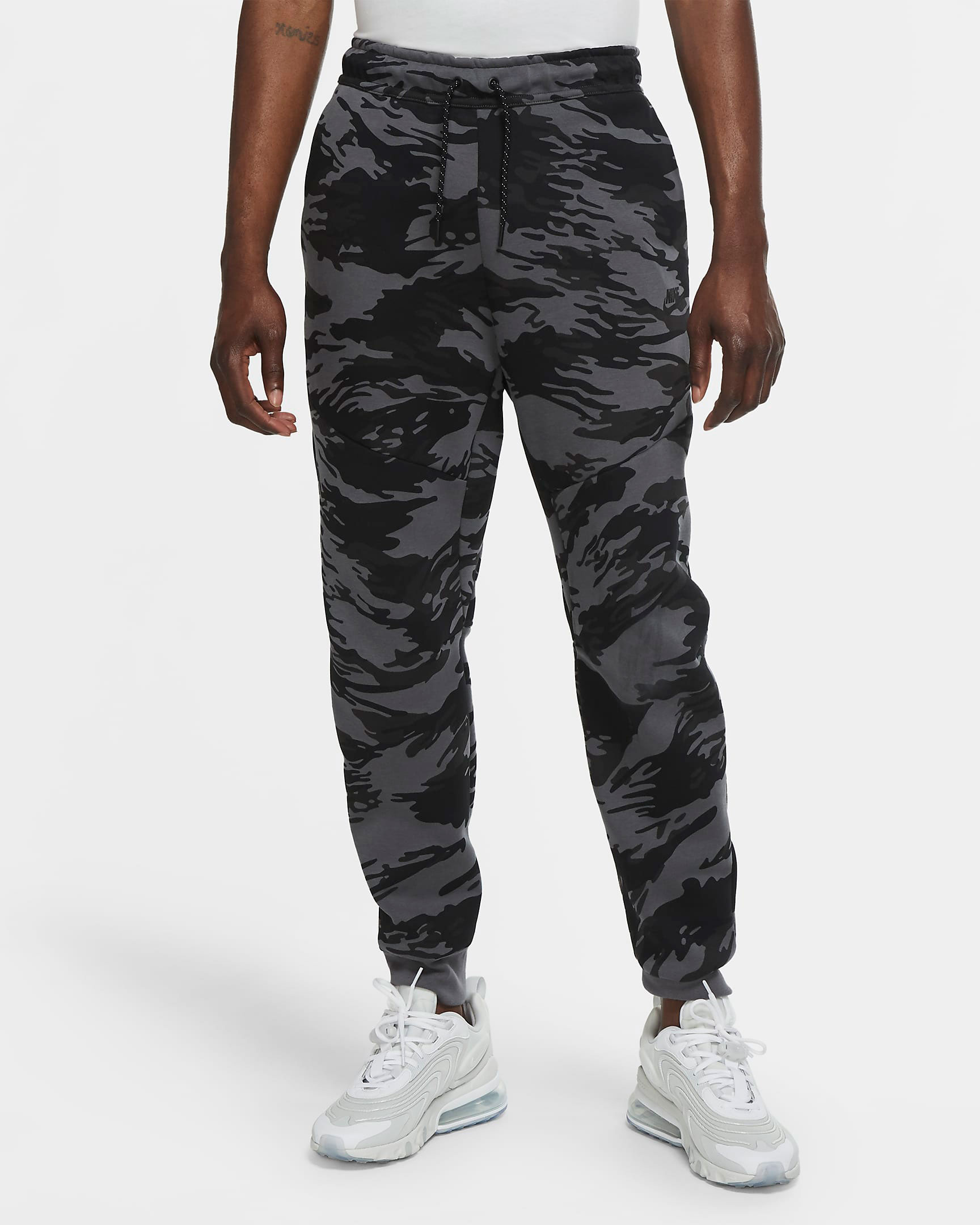 nike-tech-fleece-camo-black-grey-jogger-pants