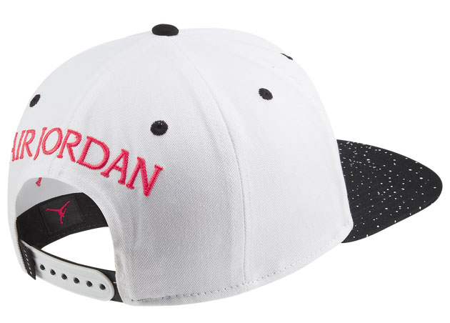 air-jordan-11-adapt-white-infrared-snapback-hat-2