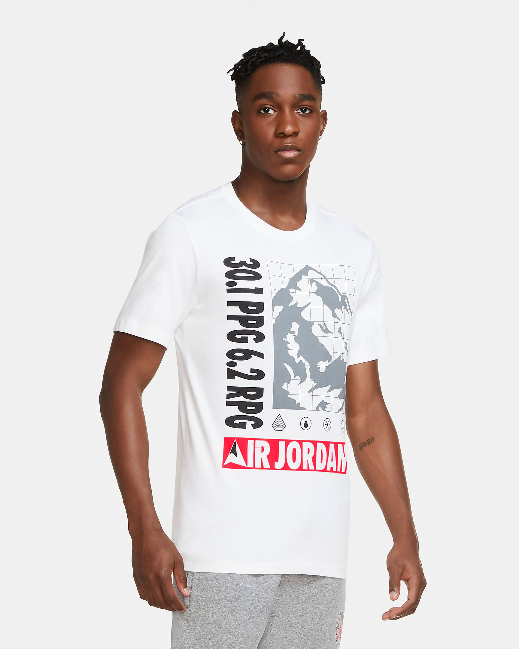air-jordan-11-adapt-white-shirt-match-1