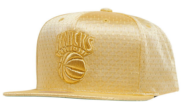 jordan-1-metallic-gold-new-york-knicks-hat