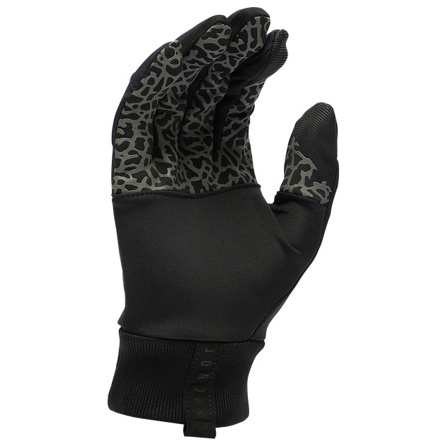jordan-black-winter-gloves-2
