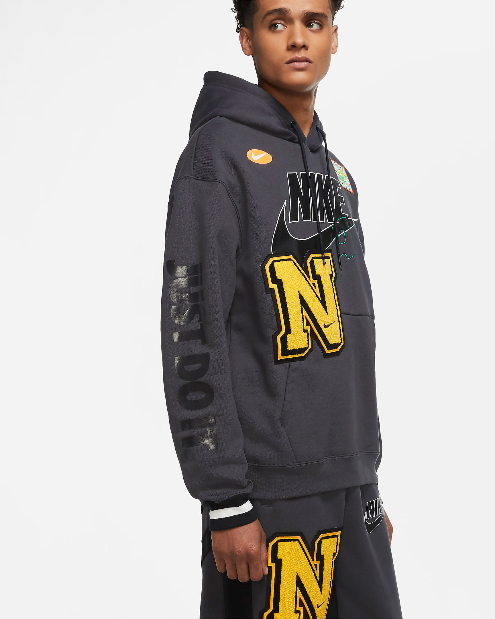 nike-dunk-high-varsity-maize-hoodie-match-3