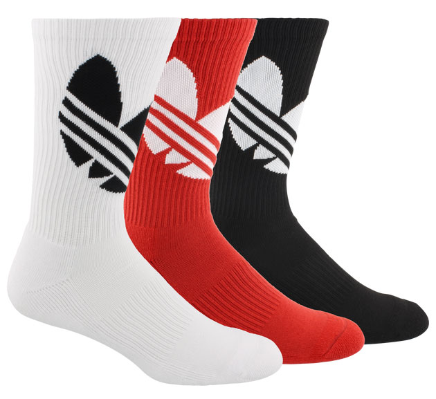 yeezy-350-bred-socks