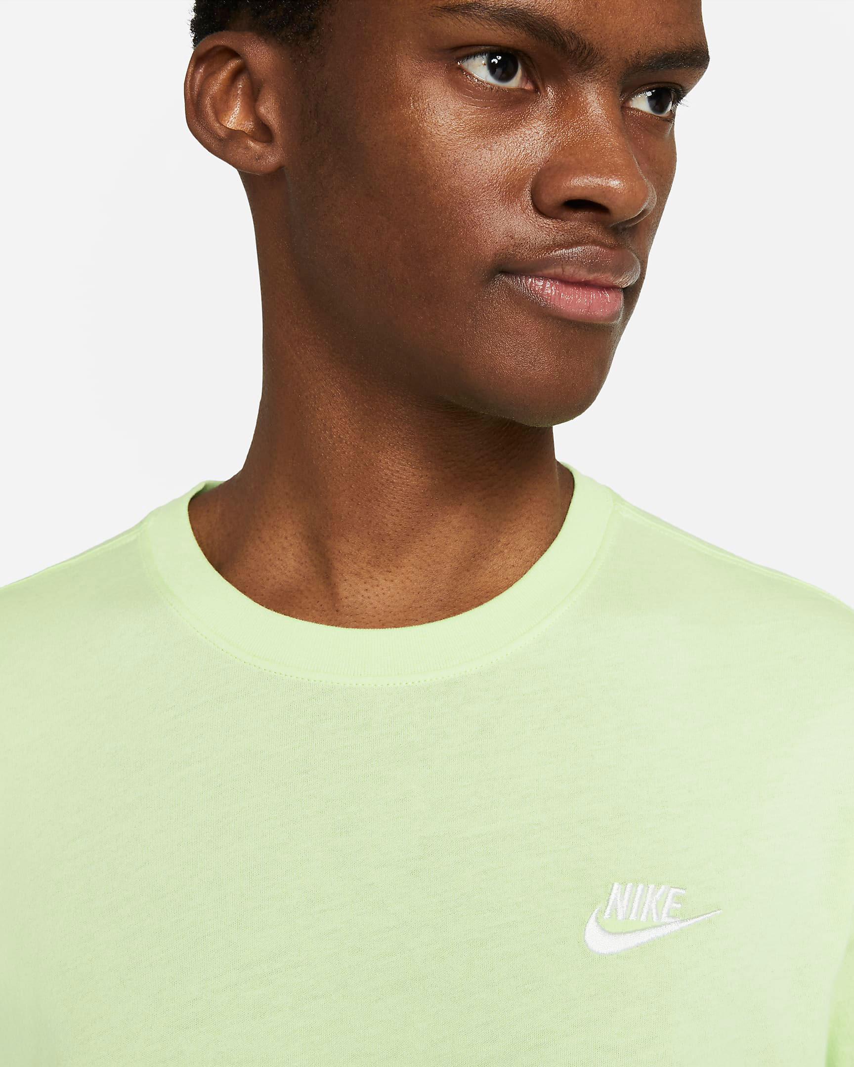 nike-sportswear-light-liquid-lime-club-shirt