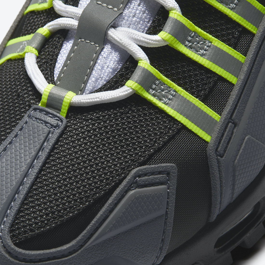 Nike-NDSTRKT-AM95-Neon-CZ3591-002-Release-Date-6
