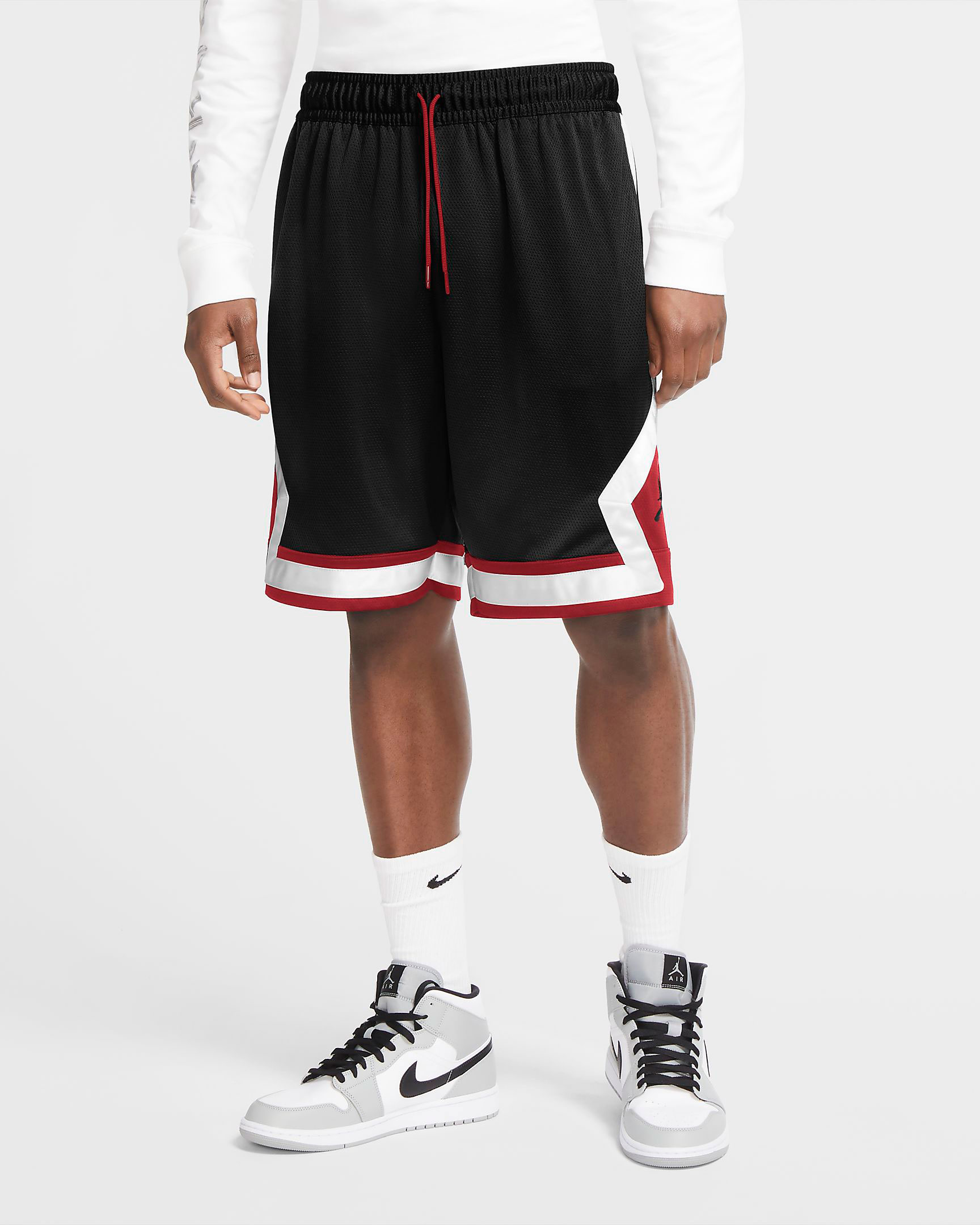 jordan-jumpman-diamond-shorts-black-gym-red-white-1