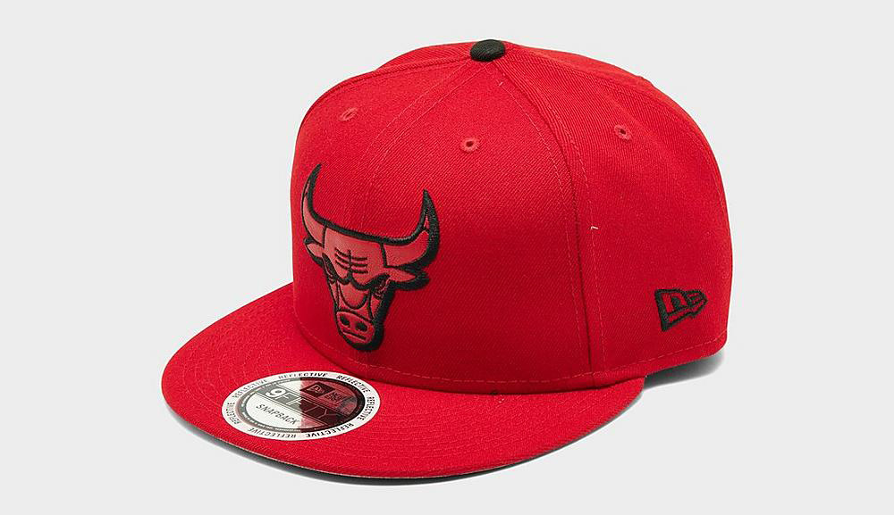 toro-bravo-jordan-5-raging-bulls-hat-3