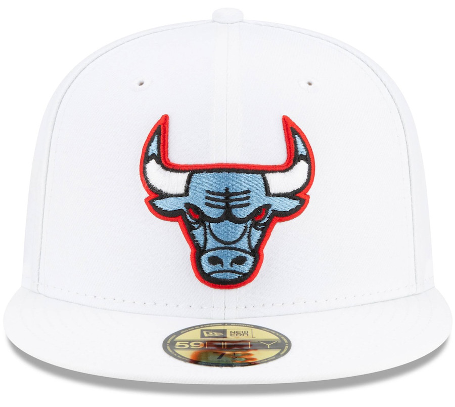 jordan-4-university-blue-bulls-fitted-hat-white-2