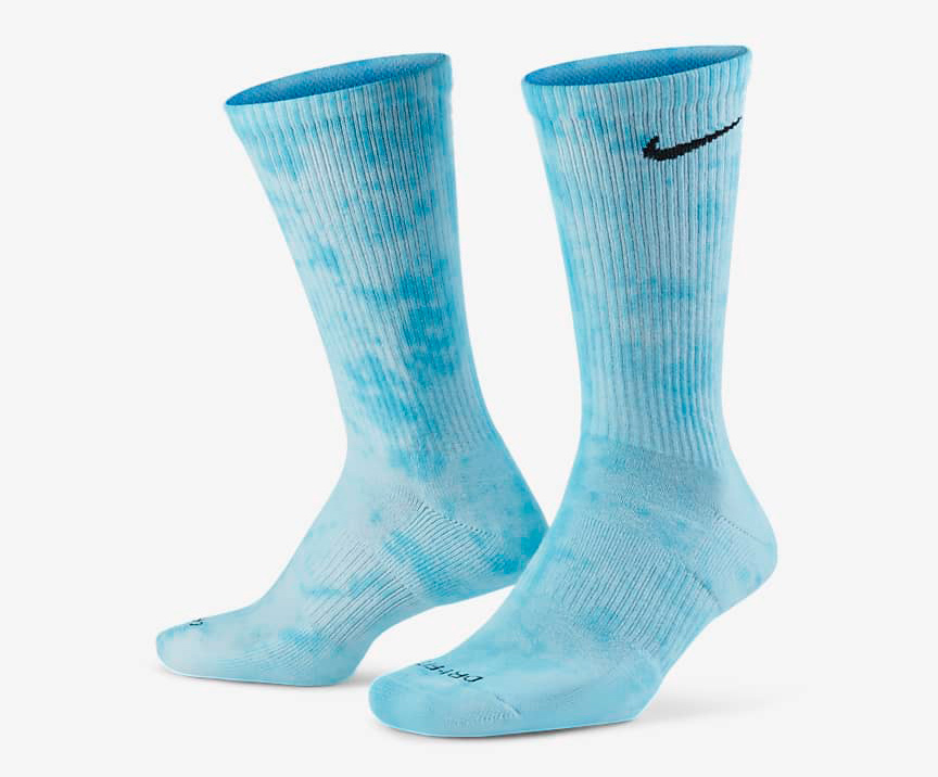 nike-tie-dye-blue-crew-socks