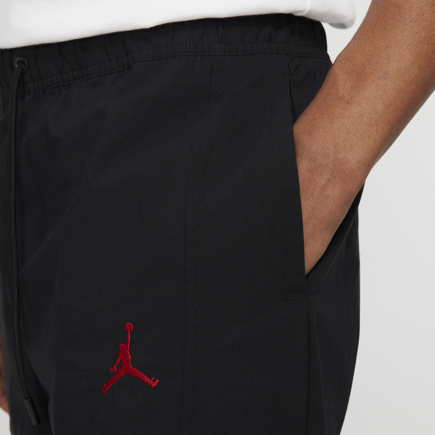 jordan-essential-woven-pants-black-red-2