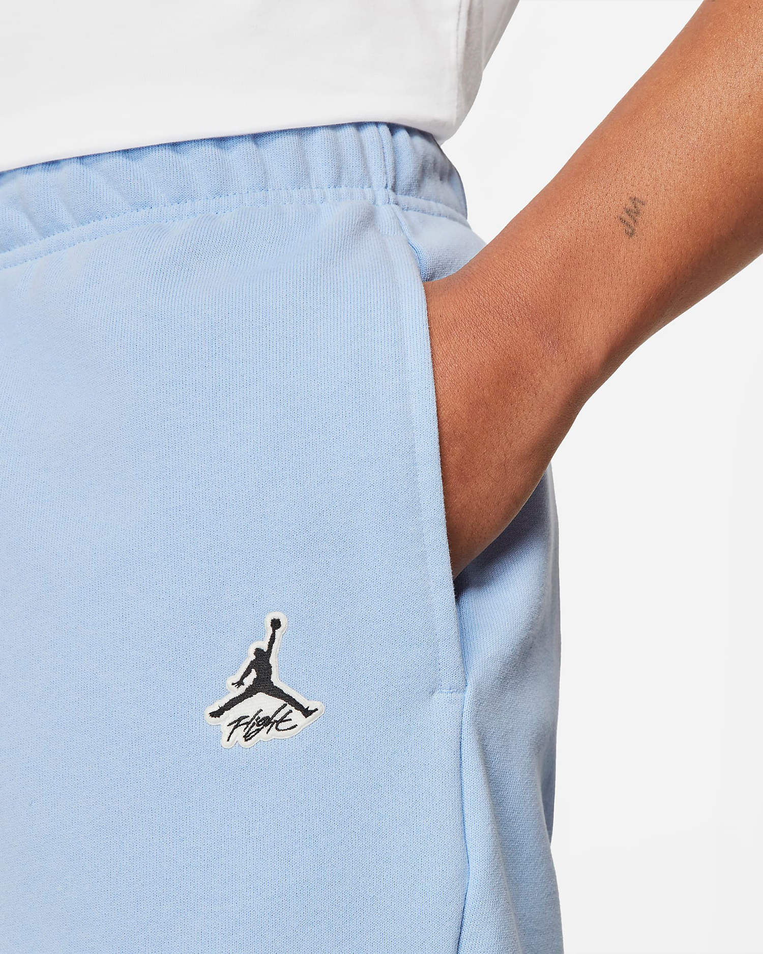 jordan-aluminum-blue-essential-shorts-3