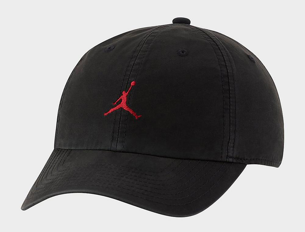 jordan-jumpman-heritage86-washed-strapback-hat-black-gym-red-1