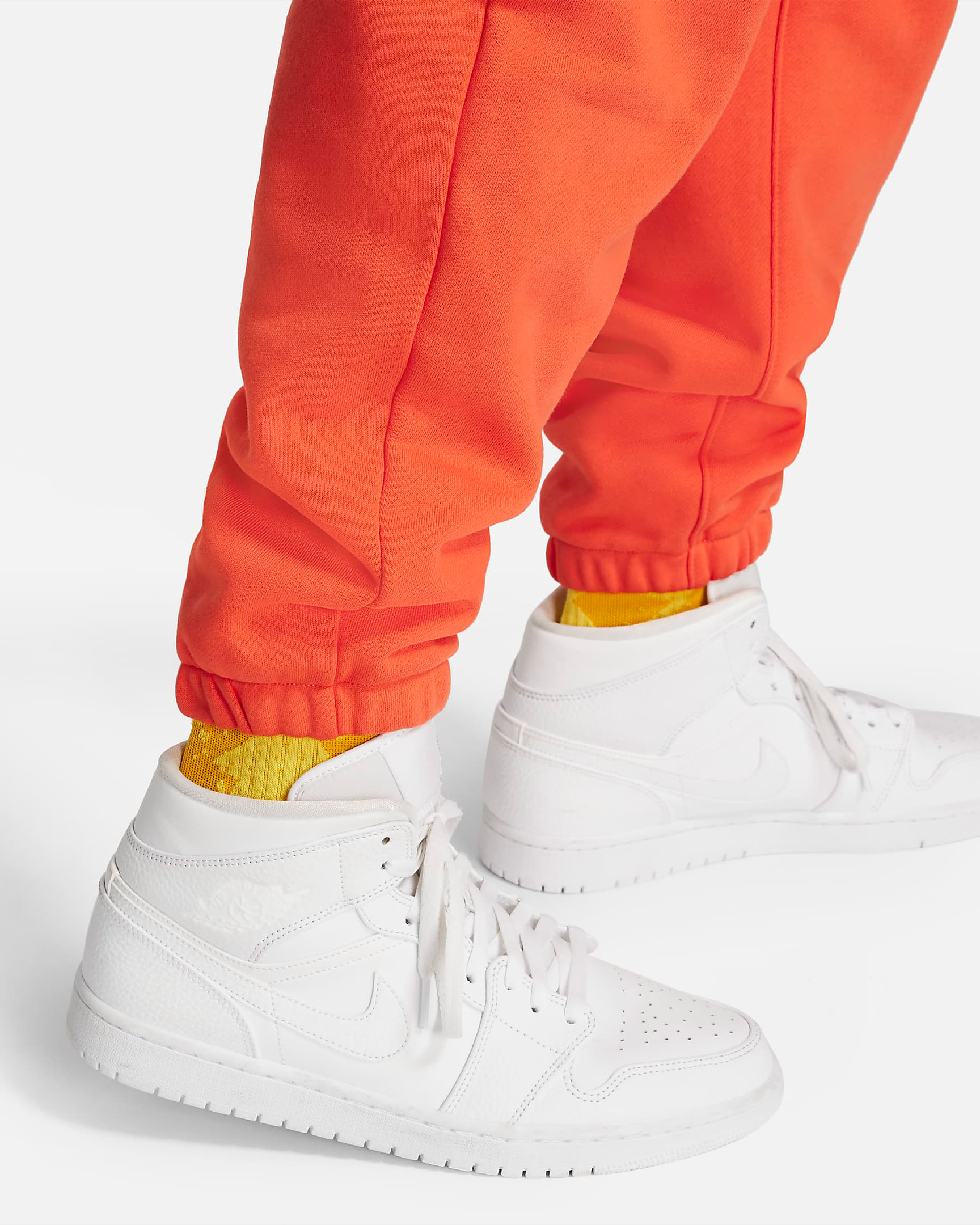 jordan-orange-essentials-fleece-pants-4