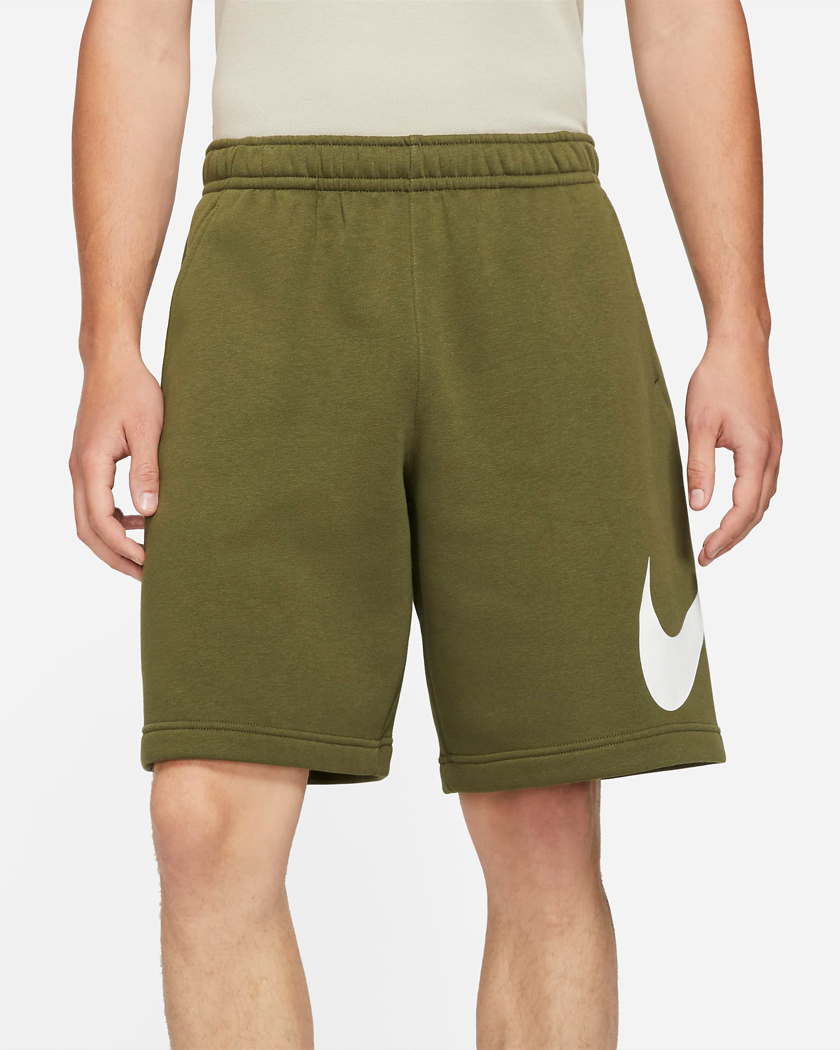 nike-rough-green-club-graphic-shorts