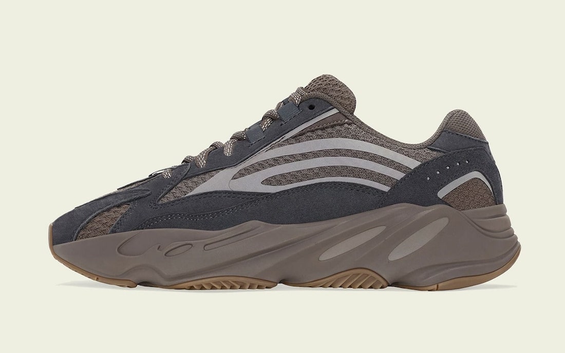 adidas-Yeezy-Boost-700-V2-Mauve-GZ0724-Release-Date-1