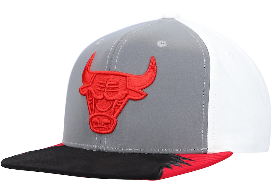 jordan-5-bulls-sneaker-hook-hat-mitchell-ness-gray-white-red