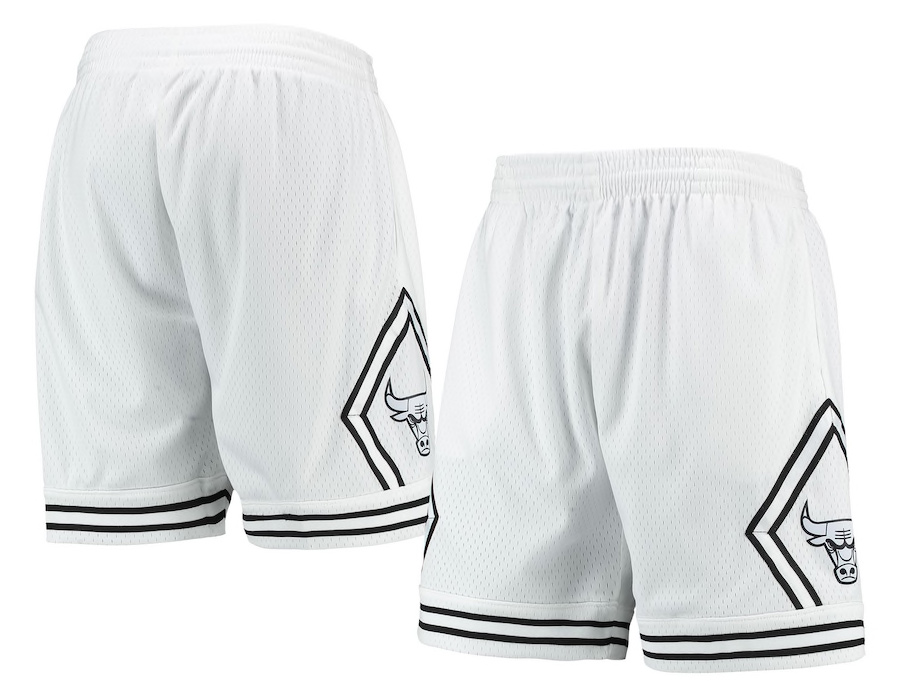 jordan-5-oreo-chicago-bulls-shorts-white-black