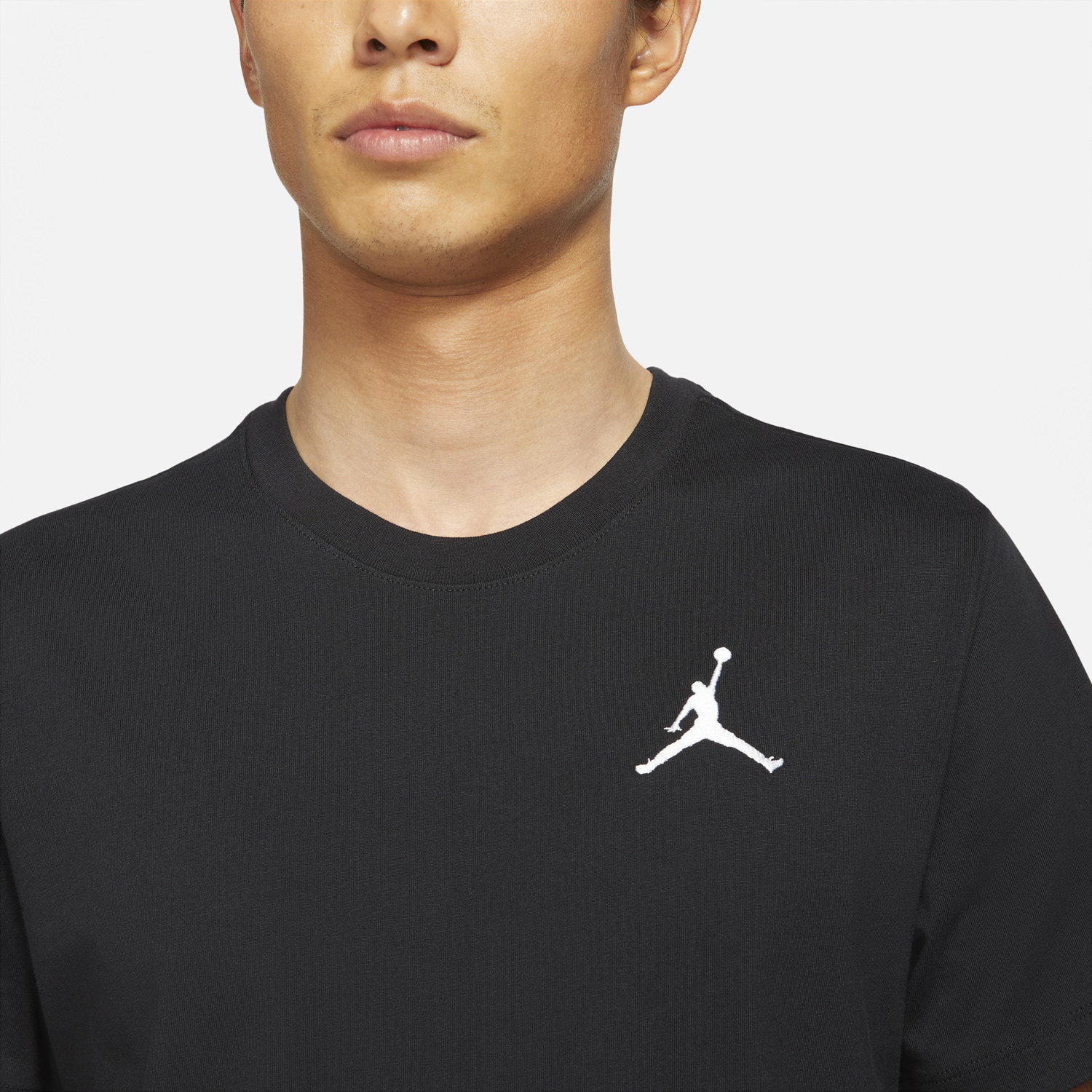 jordan-black-white-jumpman-embroidered-t-shirt-2