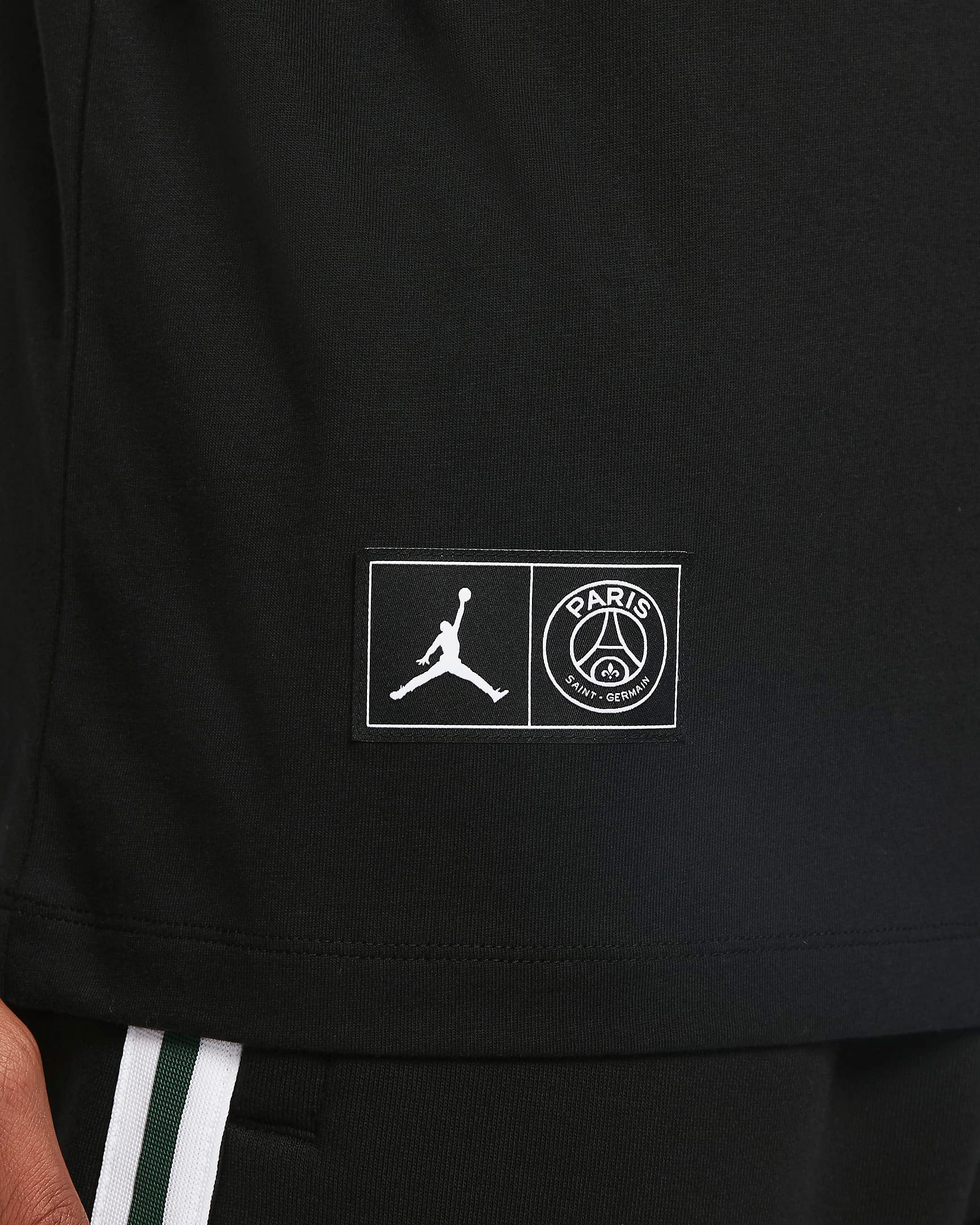 Jordan-Paris-Saint-Germain-T-Shirt-black-noble-green-3