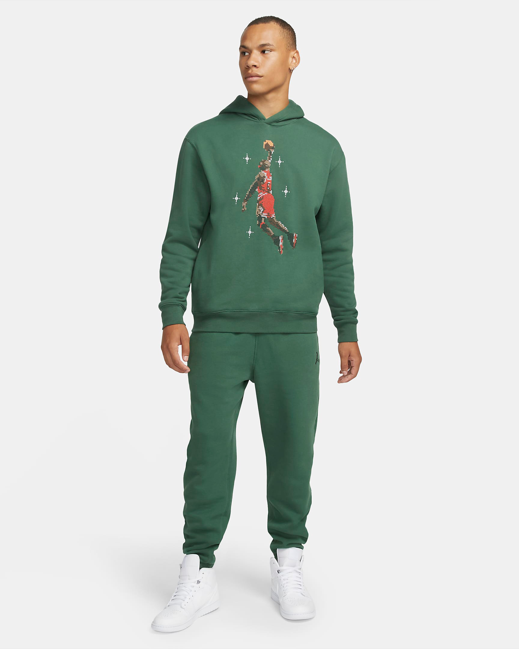 jordan-holiday-2021-hoodie-pants-outfit-noble-green