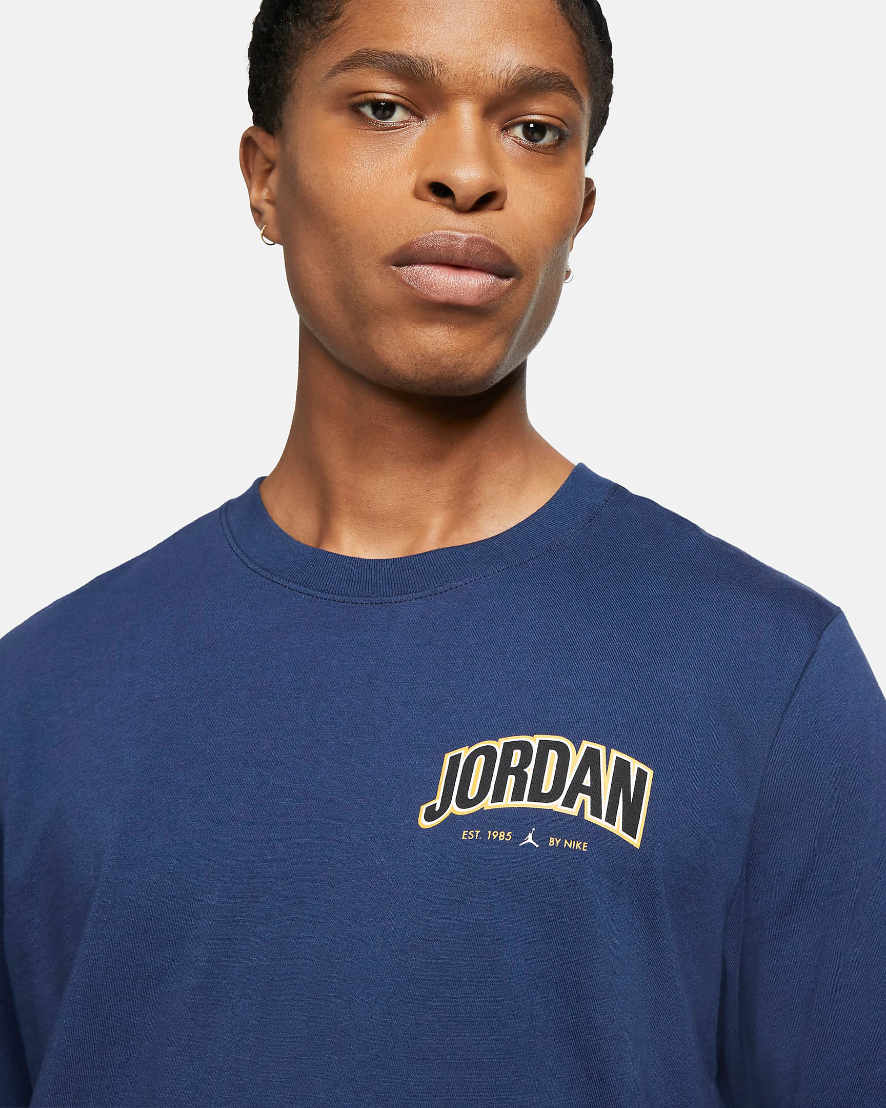 jordan-midnight-navy-jumpman-graphic-t-shirt-1