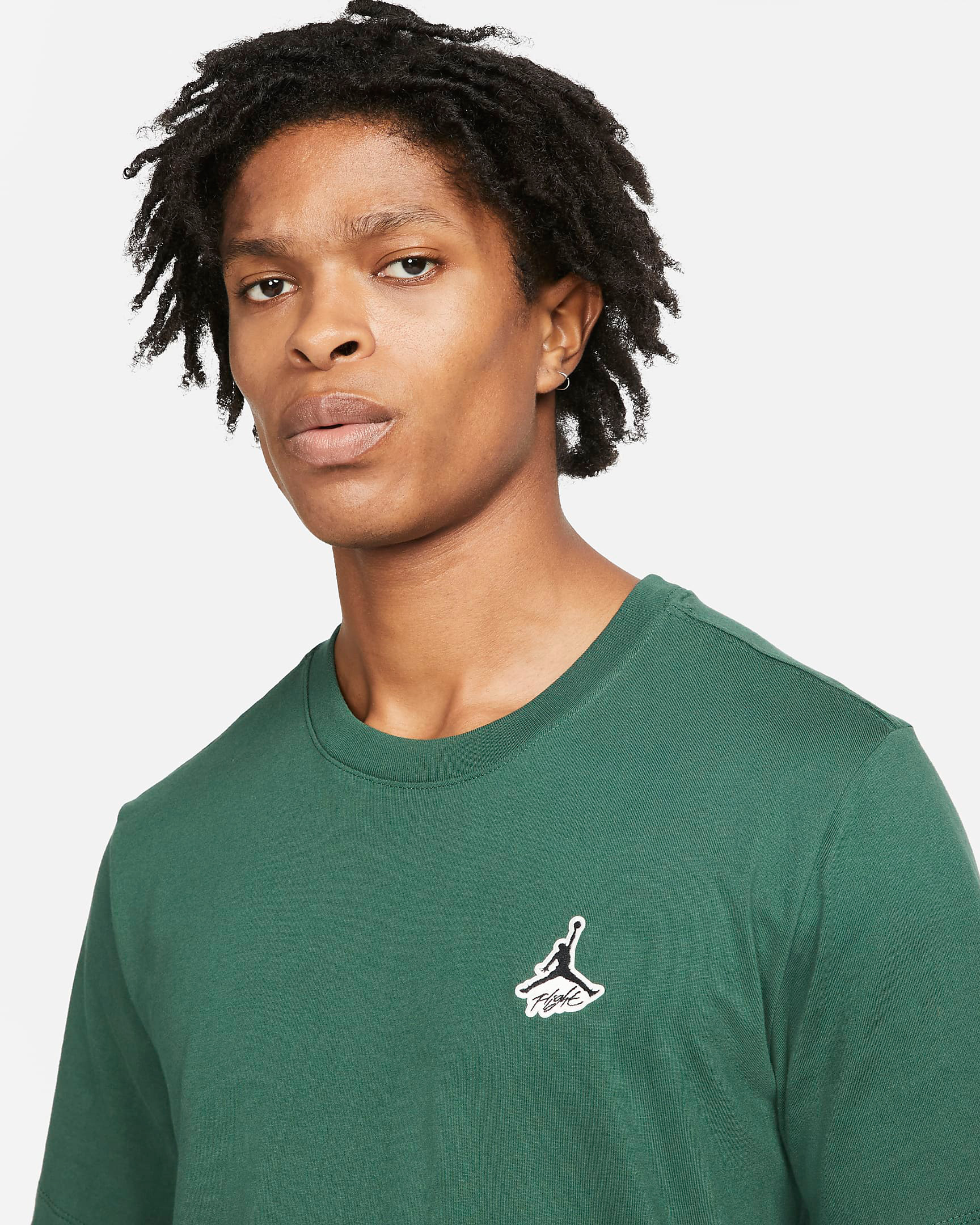 jordan-noble-green-essentials-t-shirt-3