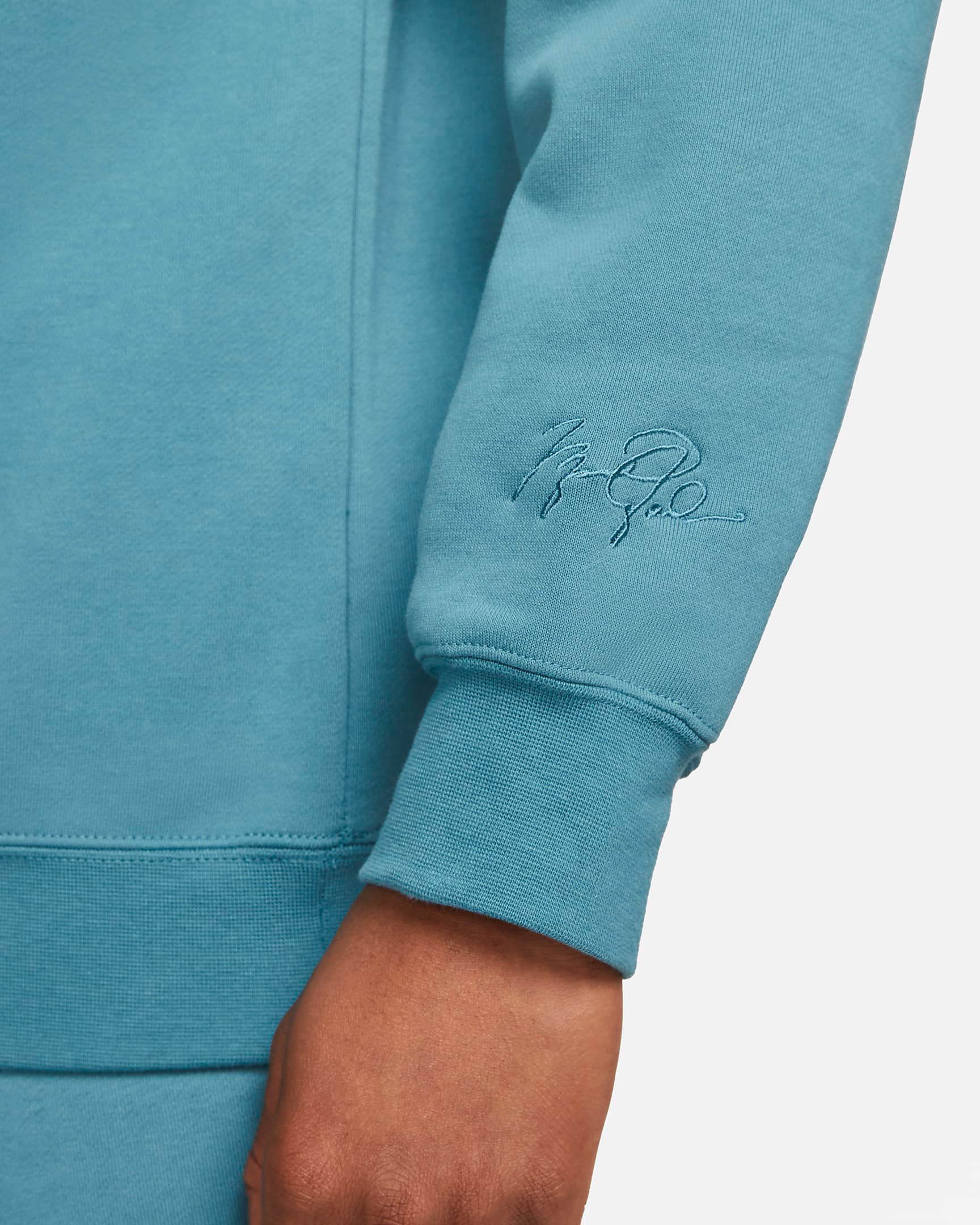 jordan-rift-blue-essentials-sweatshirt-3