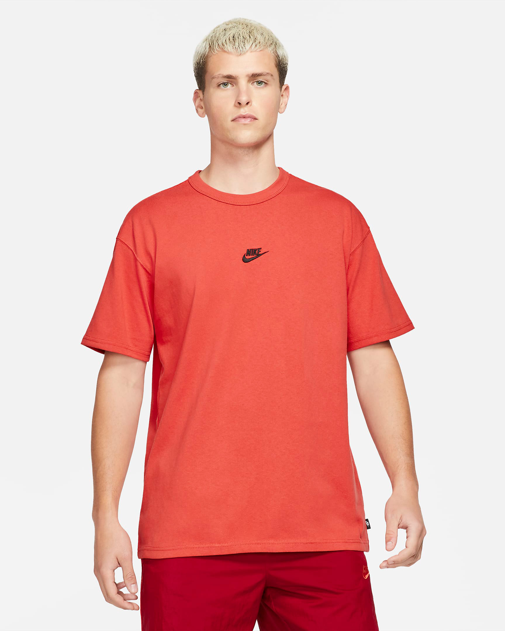 nike-lobster-premium-essential-t-shirt