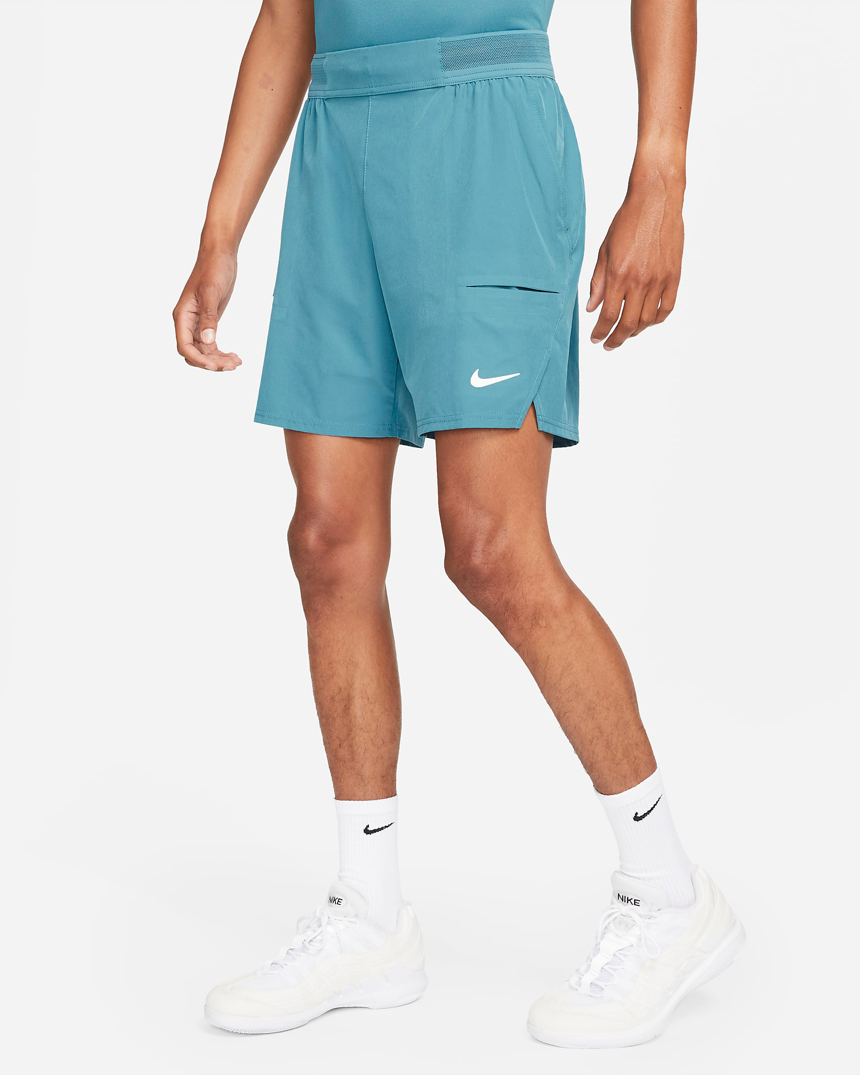 nike-rift-blue-tennis-shirt-shorts-1