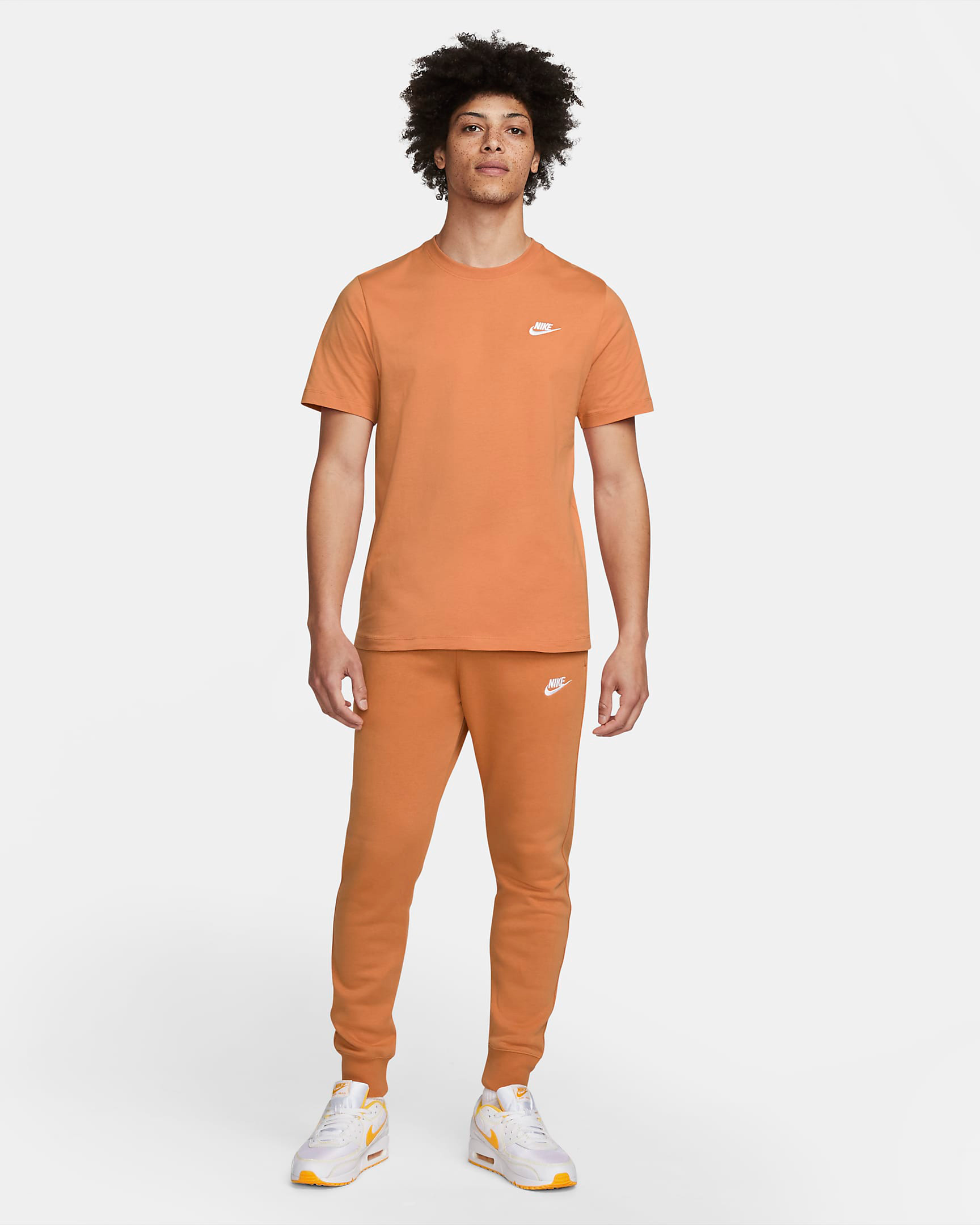 nike-sportswear-club-t-shirt-pants-hot-curry-orange