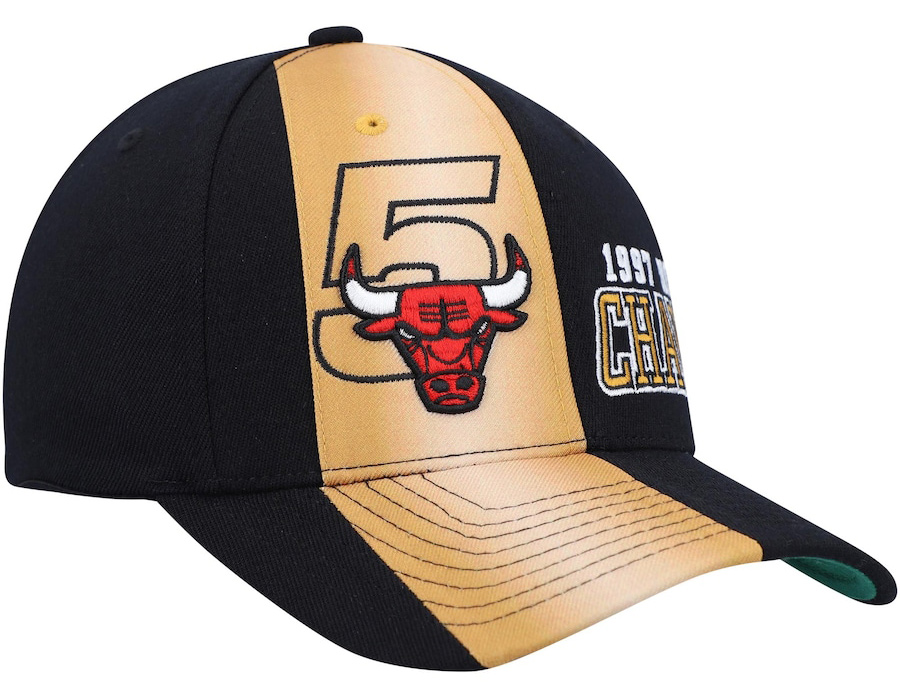 chicago-bulls-mitchell-ness-gold-champions-snapback-hat-2
