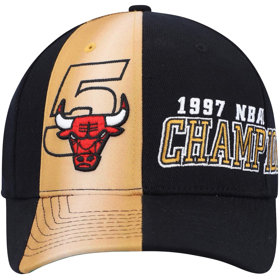 chicago-bulls-mitchell-ness-gold-champions-snapback-hat-3