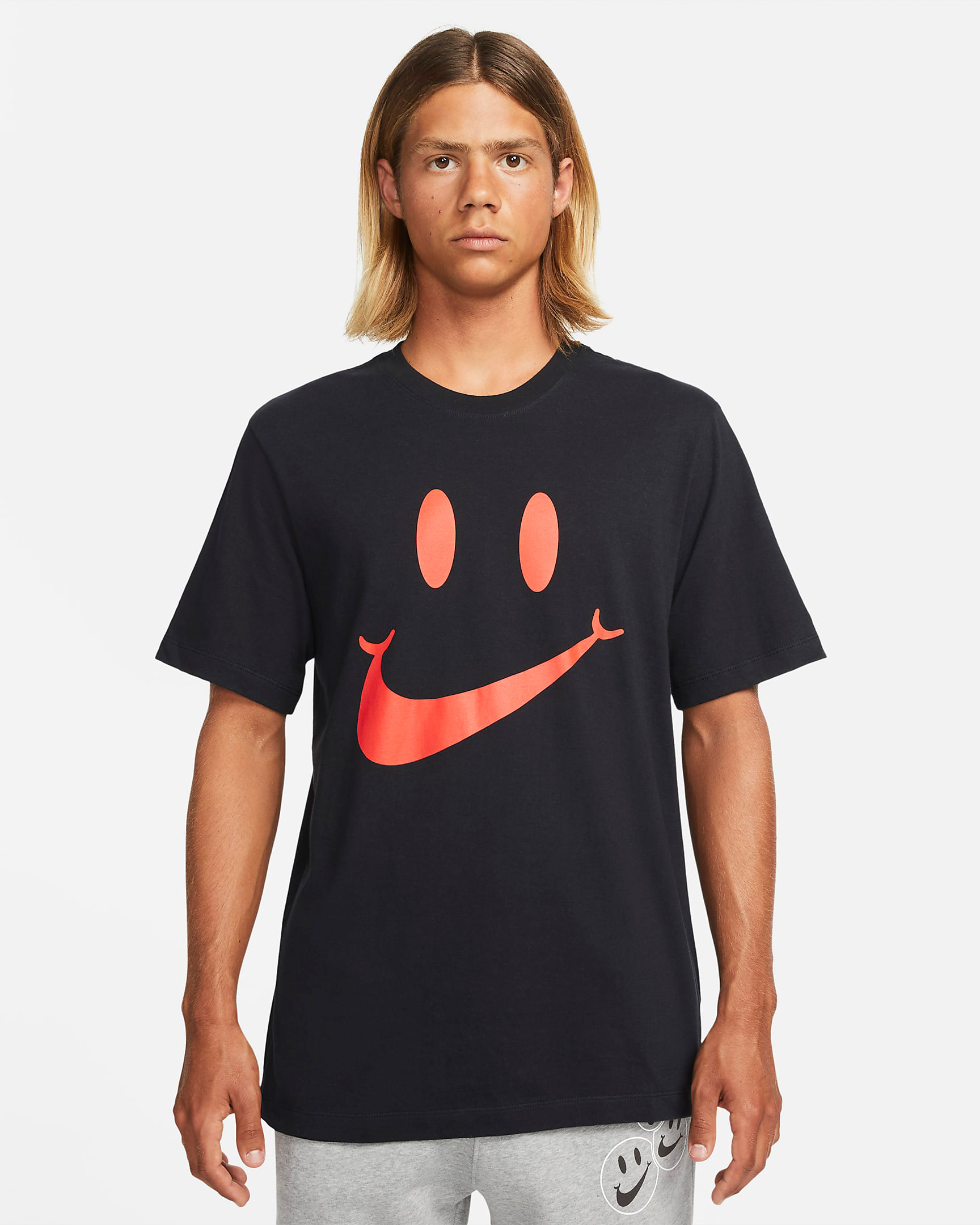 nike-go-the-extra-smile-shirt-black-red-1