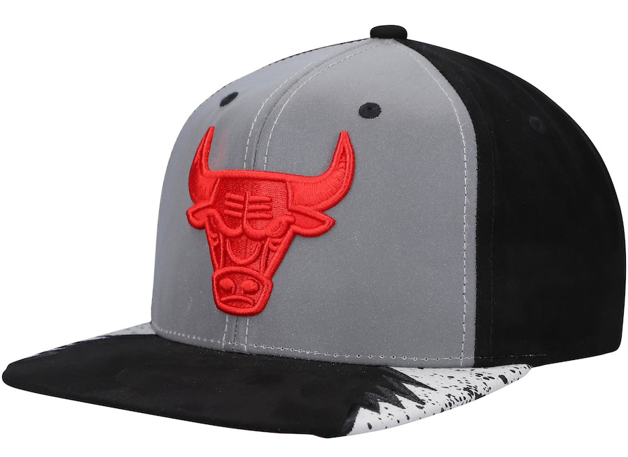 chicago-bulls-mitchell-and-ness-day-5-hat-grey-black-red
