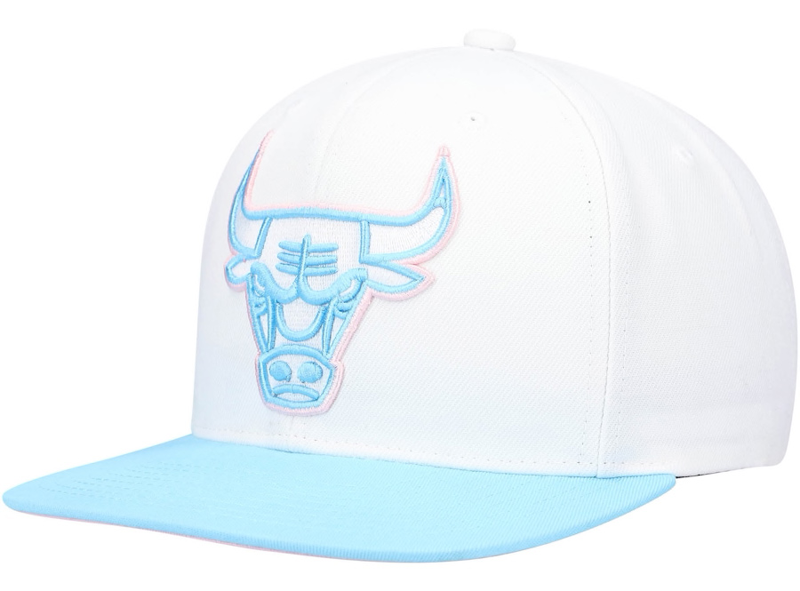 chicago-bulls-mitchell-and-ness-hat-white-university-blue-pink