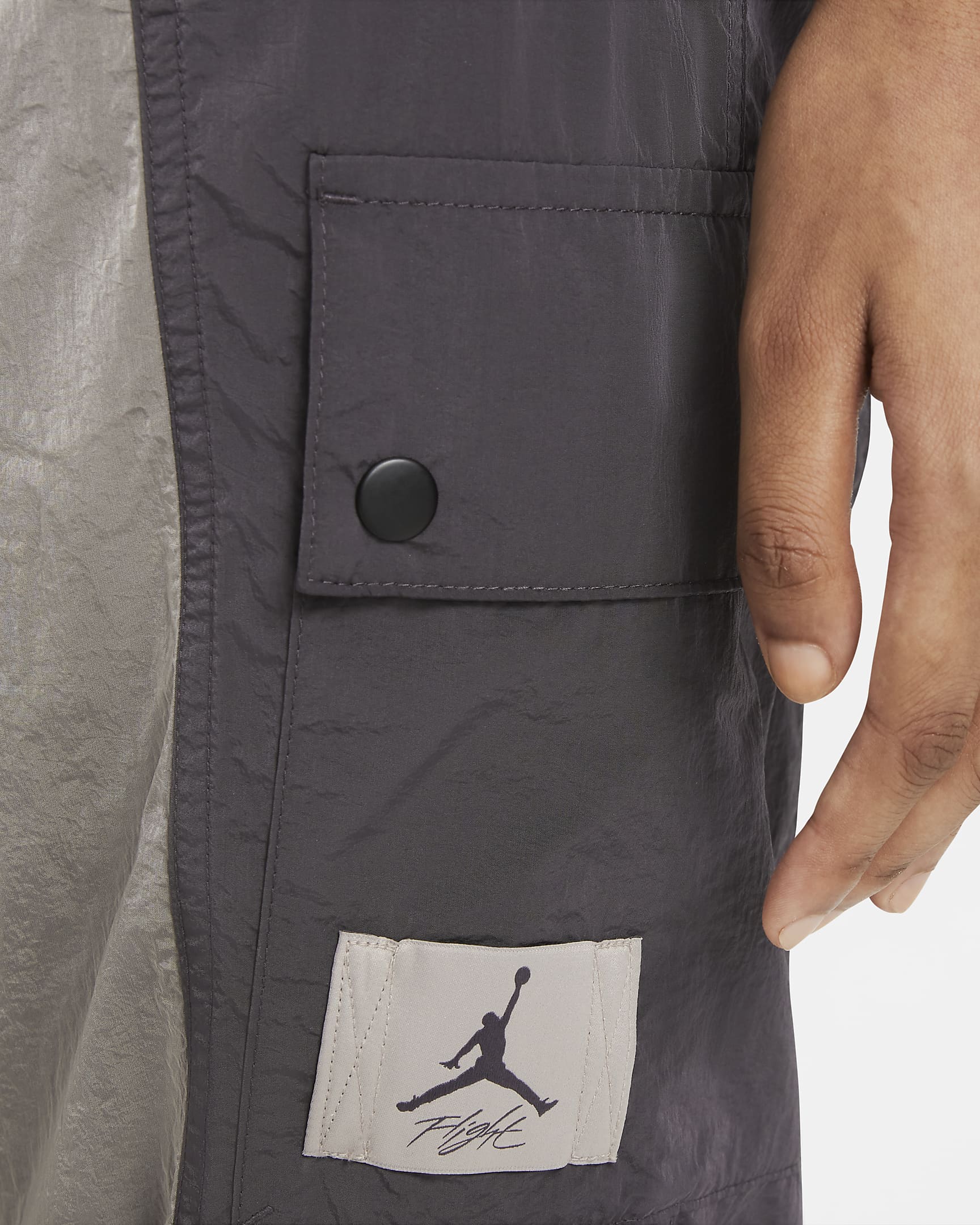 jordan-essentials-womens-woven-pants-4Hm7TT-1.png