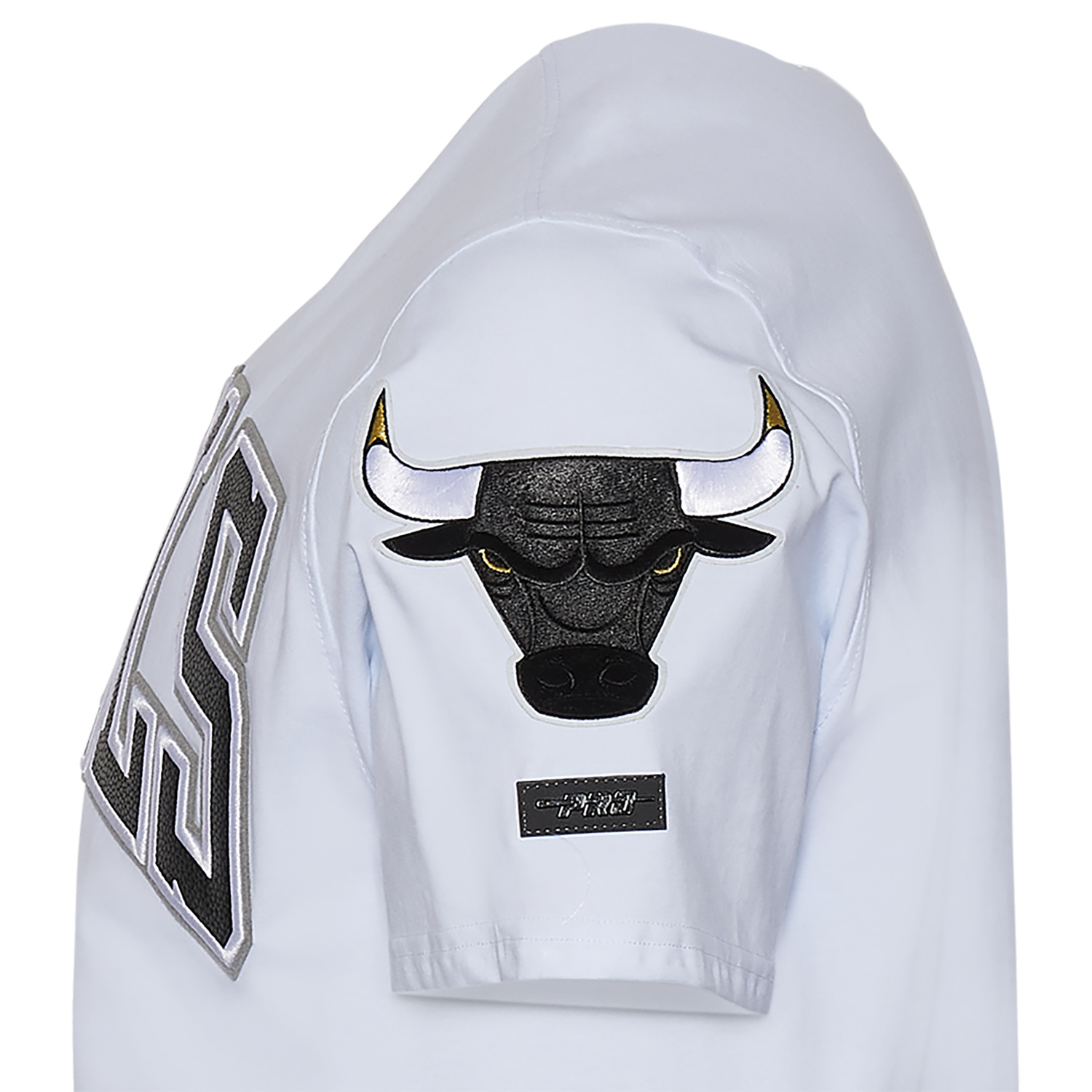air-jordan-12-playoffs-bulls-shirt-3