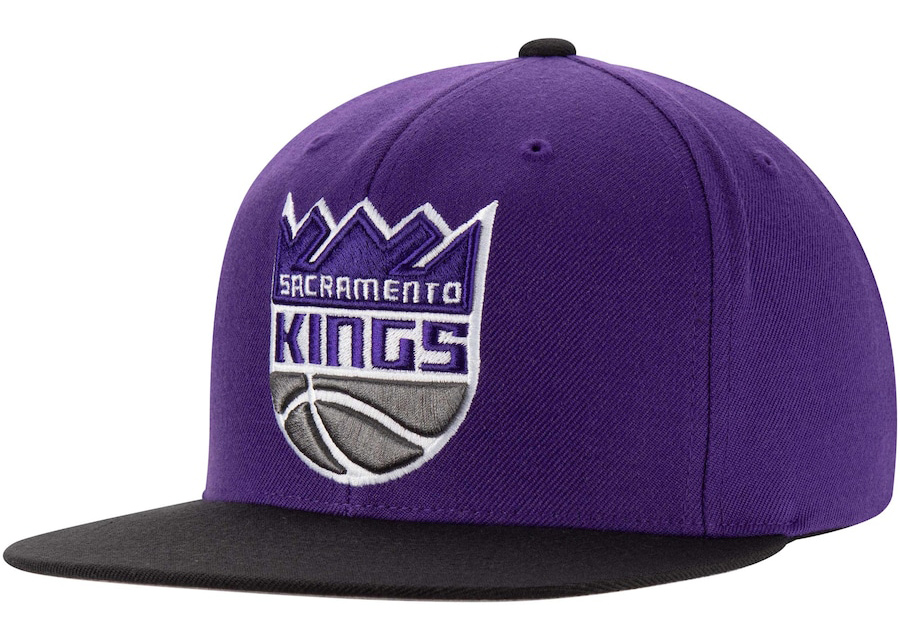 jordan-13-court-purple-sacramento-kings-hat