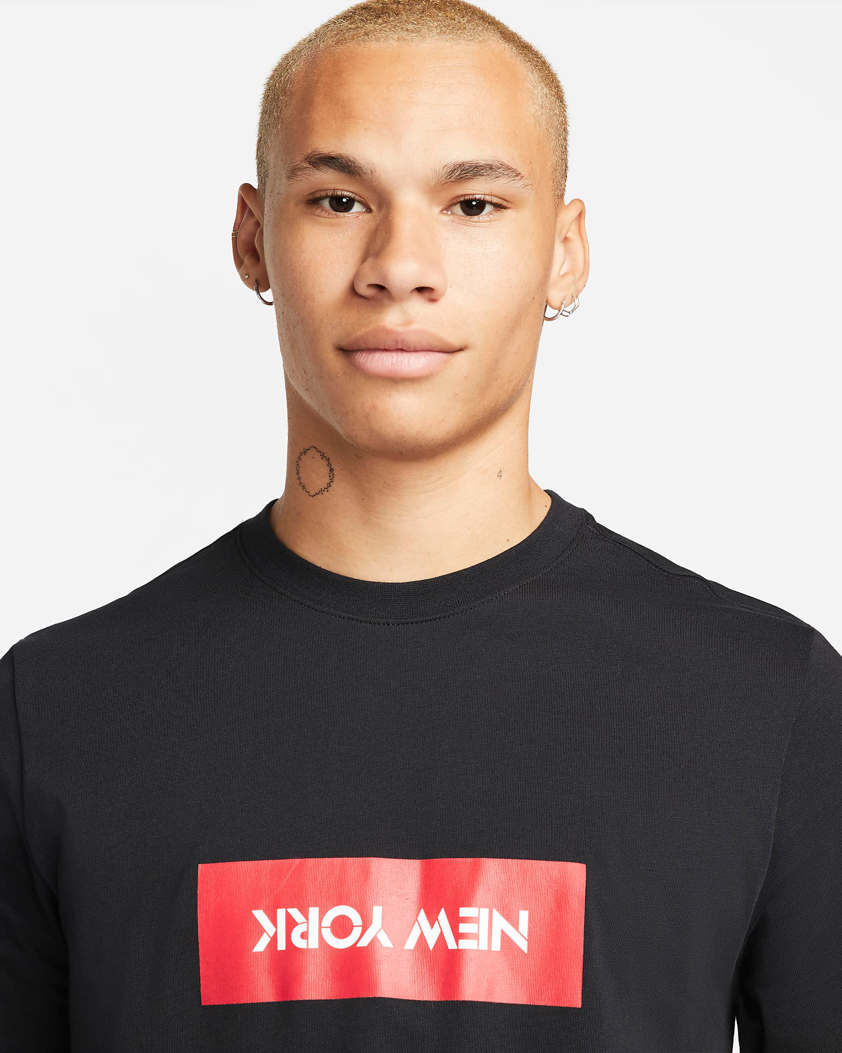 jordan-new-york-city-stencil-t-shirt-black-3