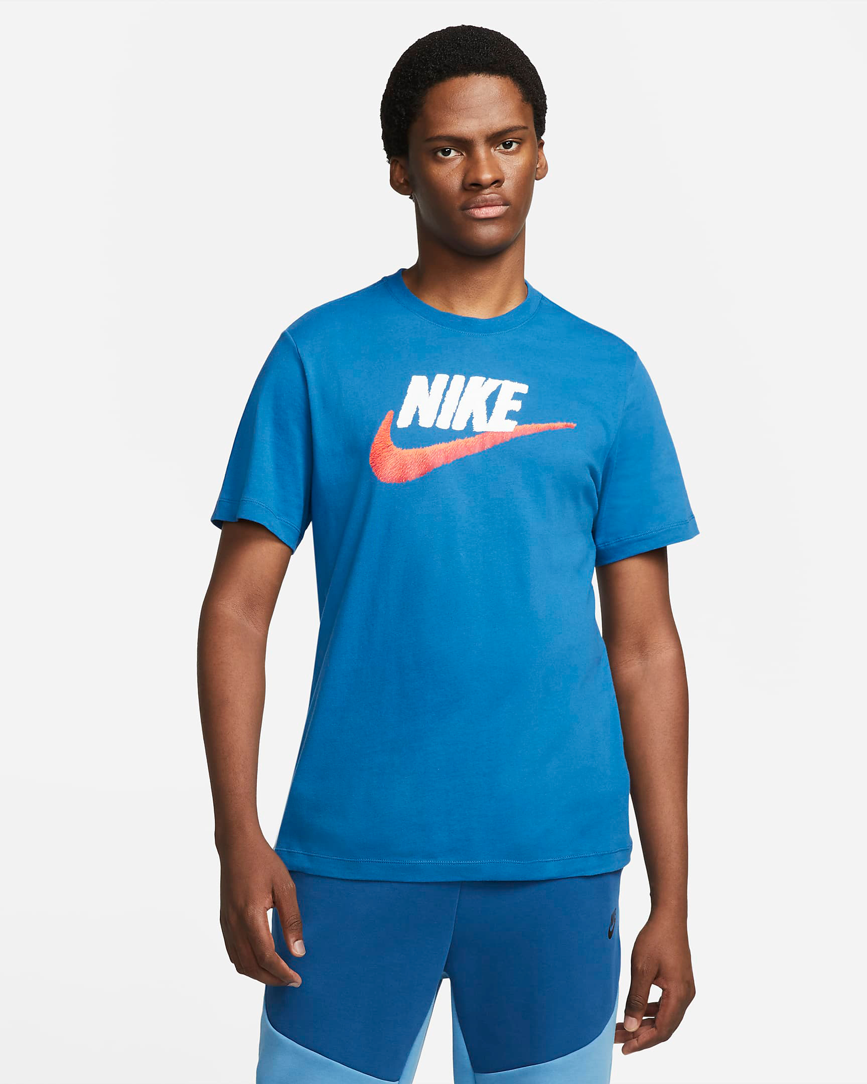 nike-sportswear-dark-marina-blue-t-shirt-1