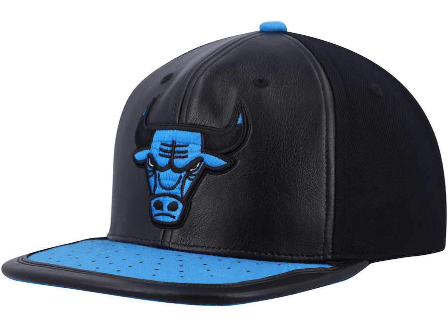 air-jordan-5-racer-blue-bulls-hat