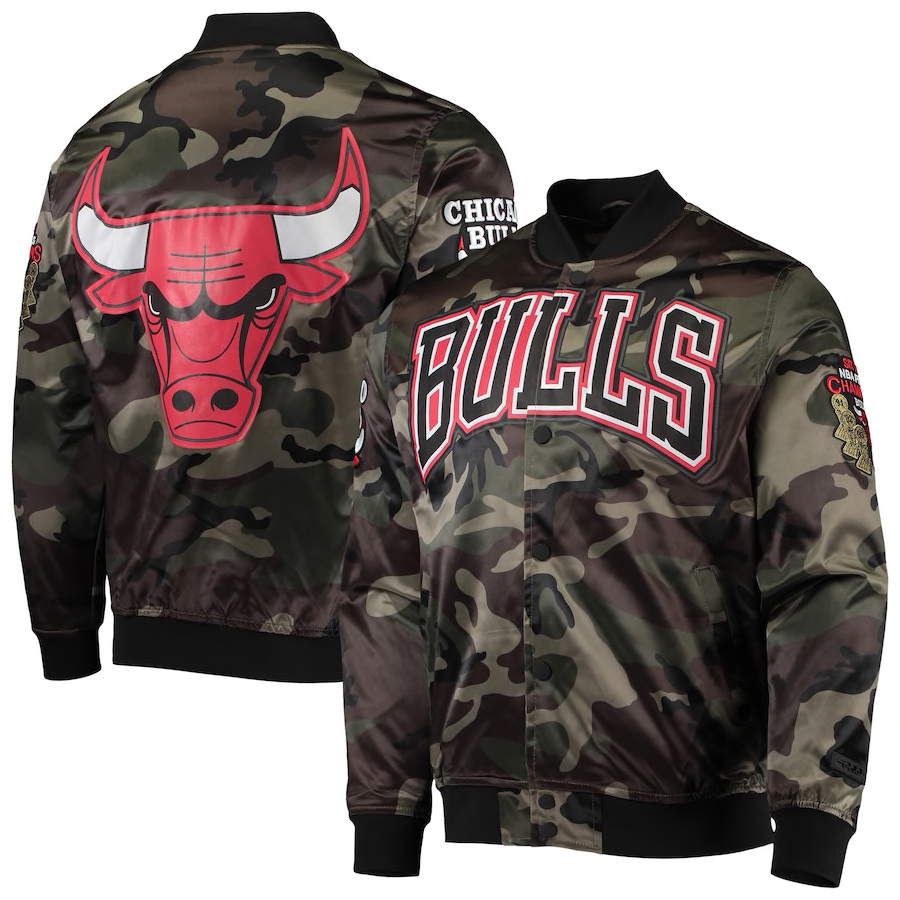 chicago-bulls-pro-standard-camo-jacket