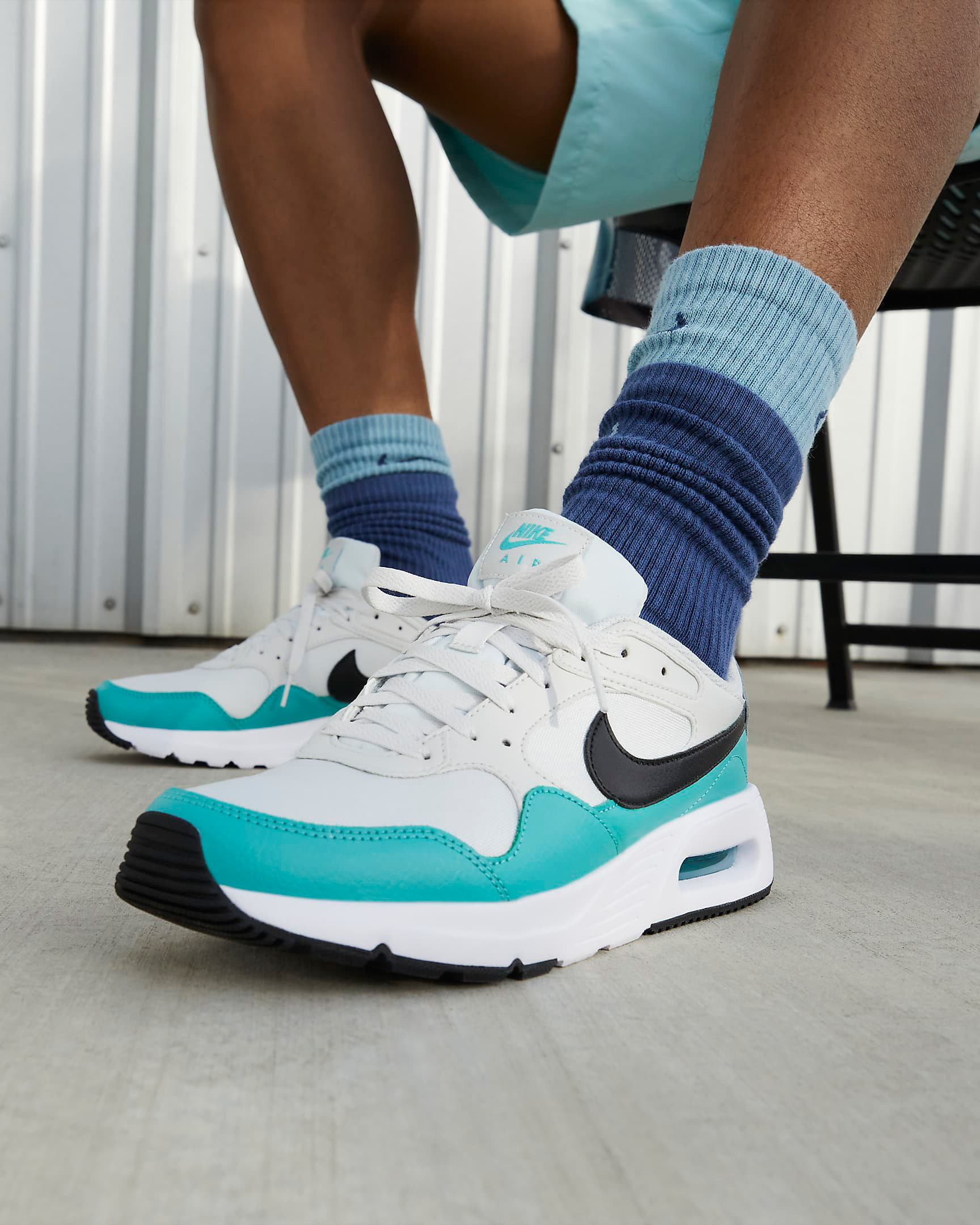 nike-air-max-sc-washed-teal-on-feet