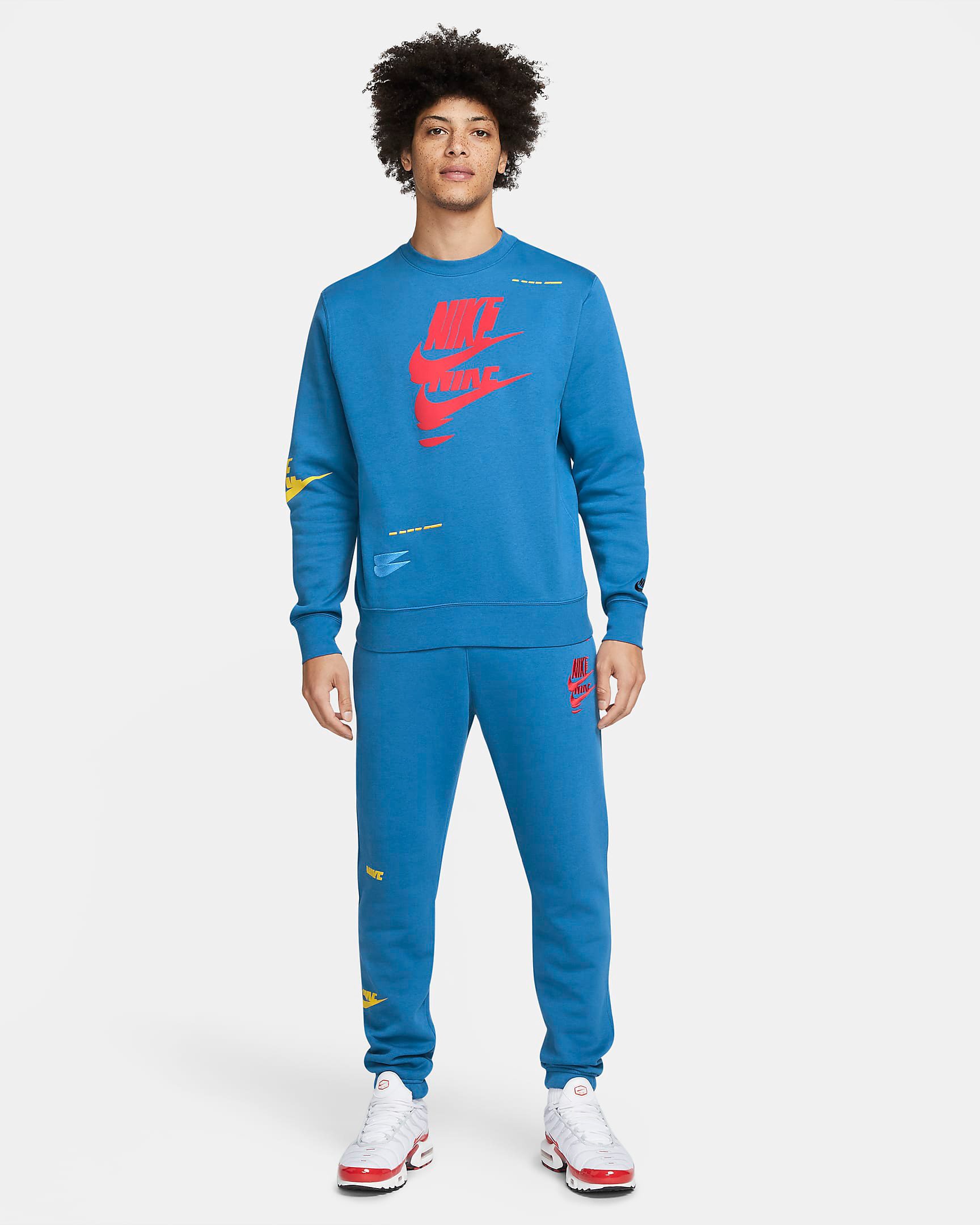 nike-dark-marina-blue-sport-essentials-sweatshirt-pants-outfit