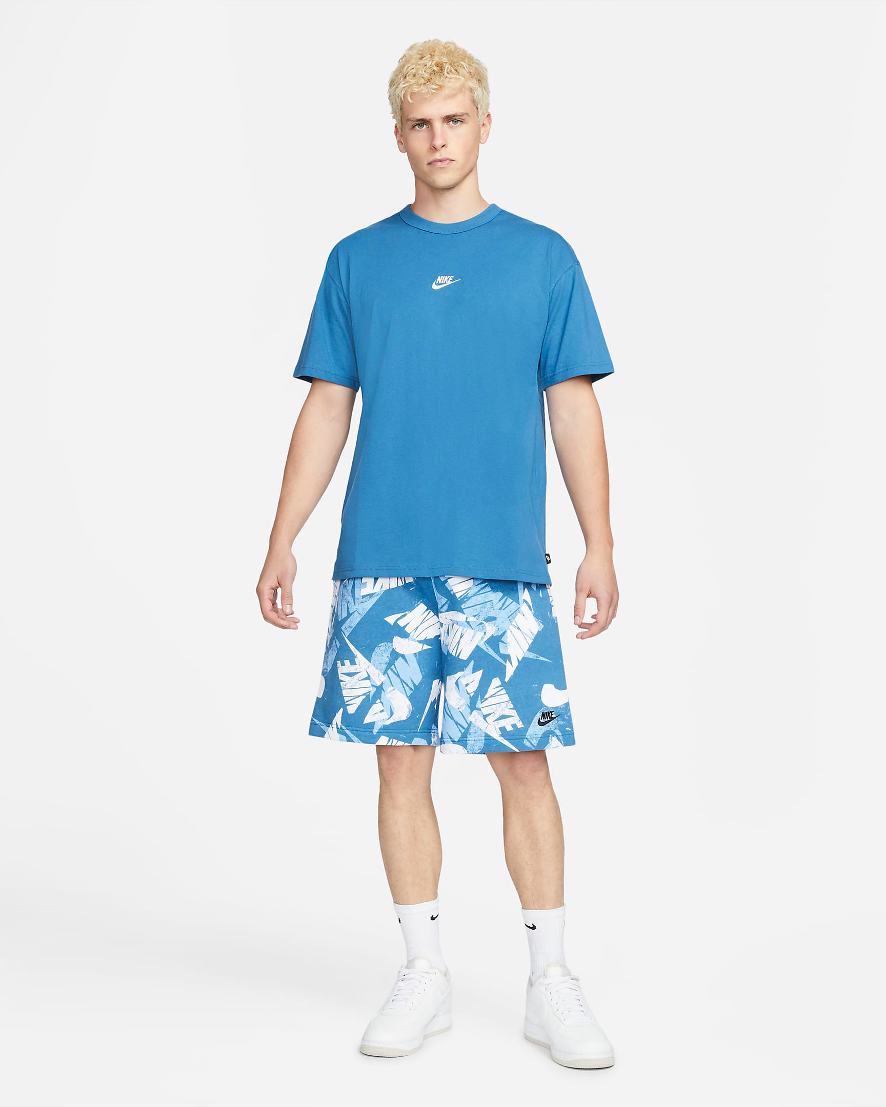 nike-dark-marina-blue-t-shirt-shorts-outfit