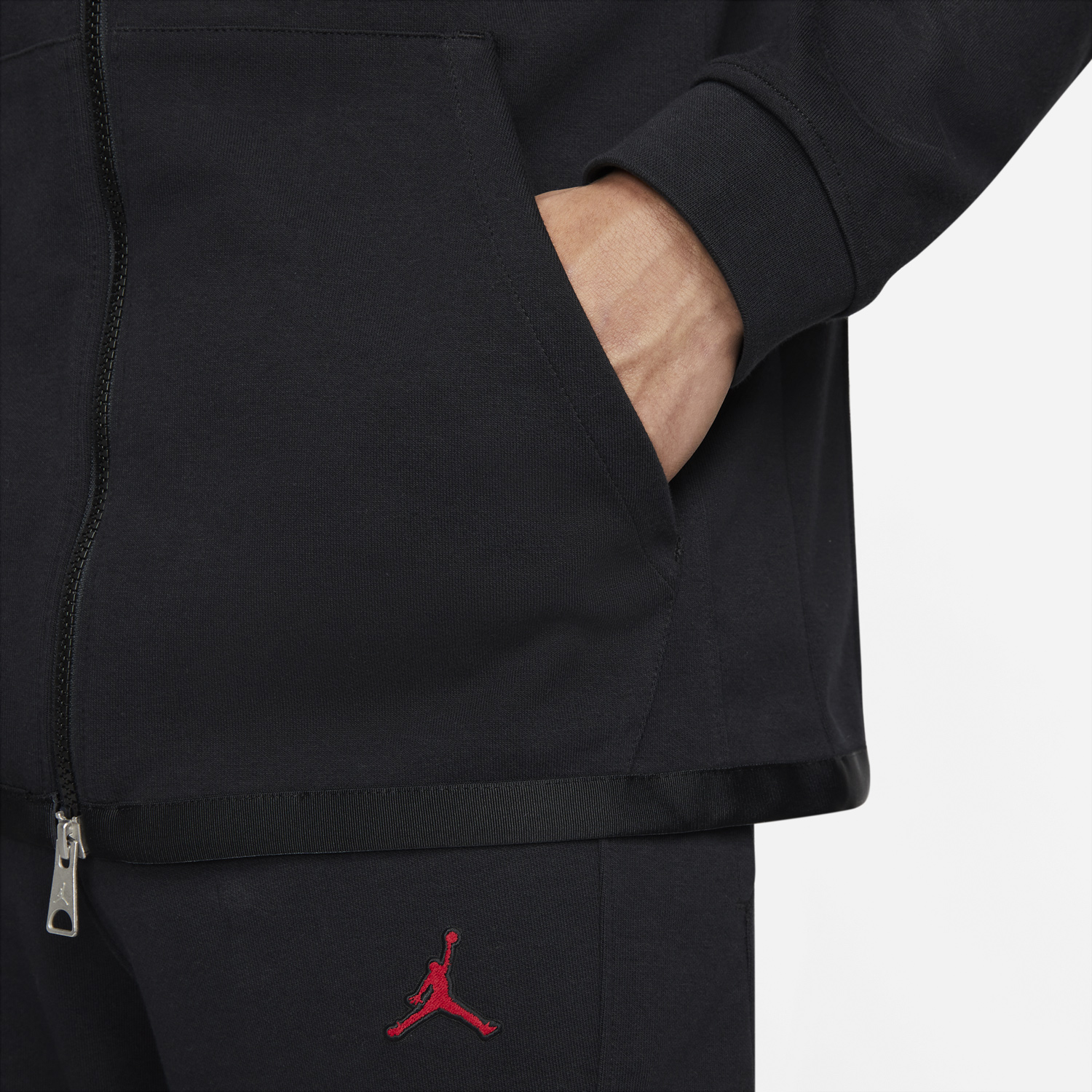jordan-essential-warmup-jacket-black-red-4